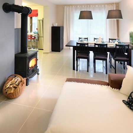 Dom Kotik W Lukecinie Villa Екстериор снимка