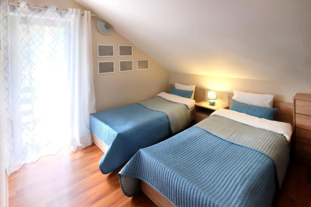 Dom Kotik W Lukecinie Villa Екстериор снимка